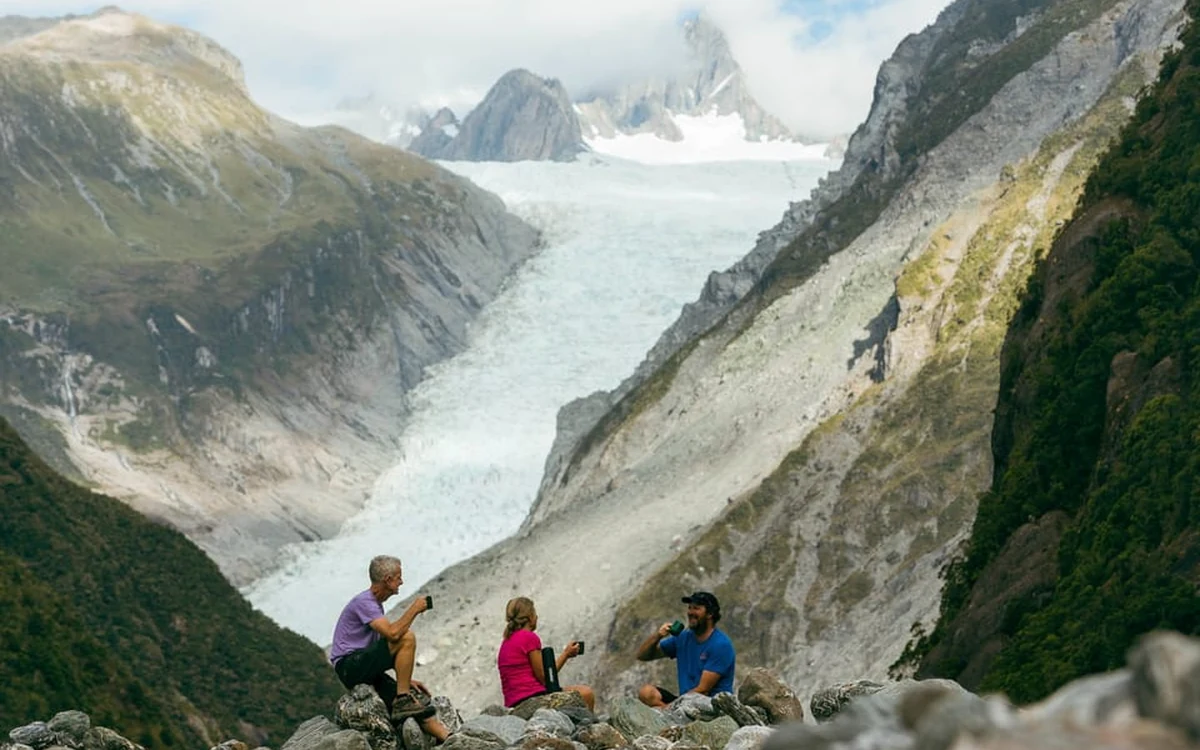 Die Gletscherzunge des Fox Glacier, zu Fuß gesehen